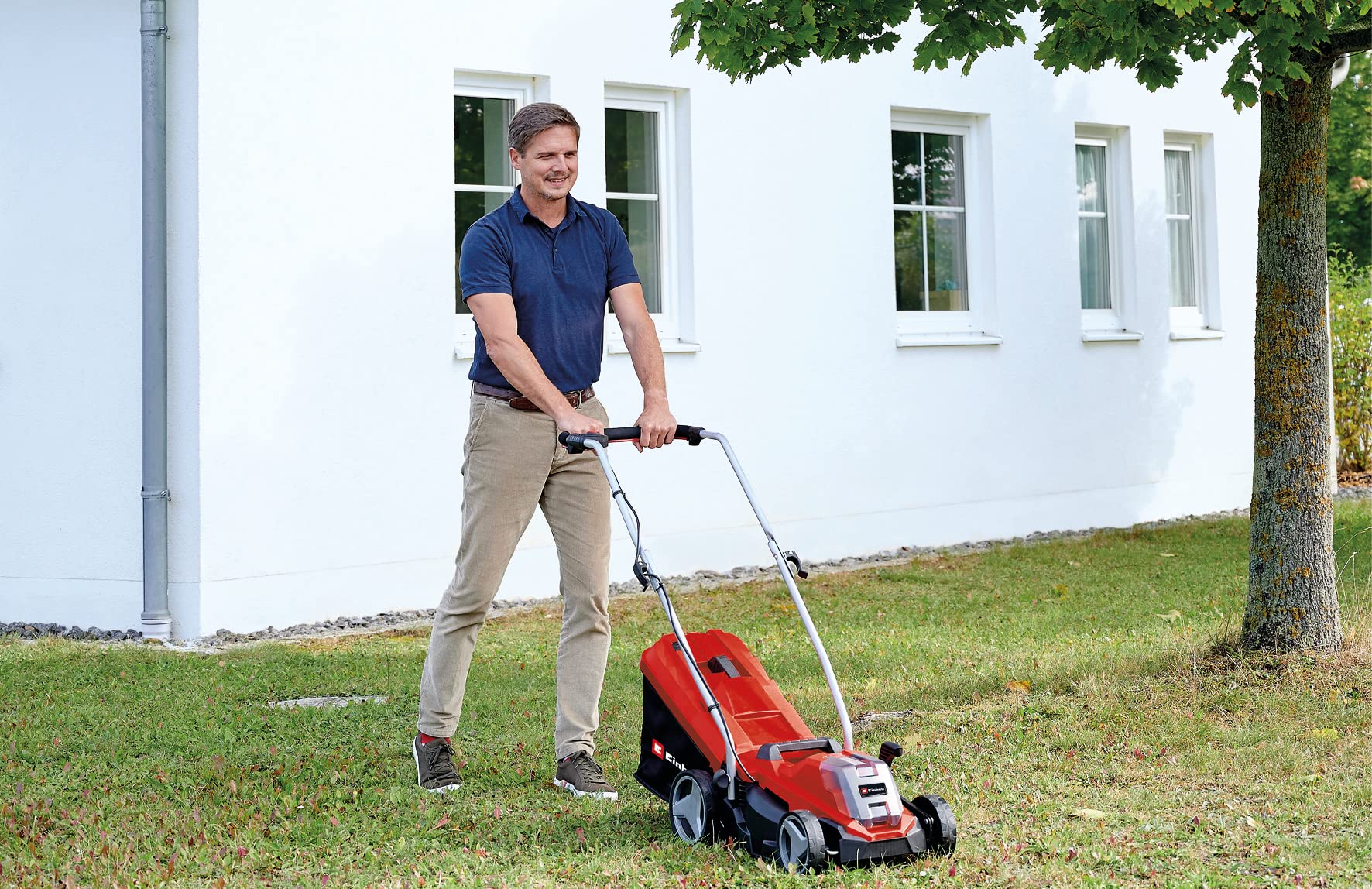 18V Brushless Cordless Lawn Mower with 33cm Cutting Width, Battery & Charger