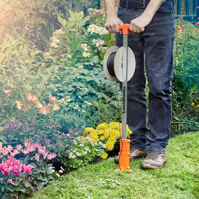 Robotic Lawn Mower for Gardens Up to 800m² with Auto-Charging Station, Boundary Wire & Rain Sensor