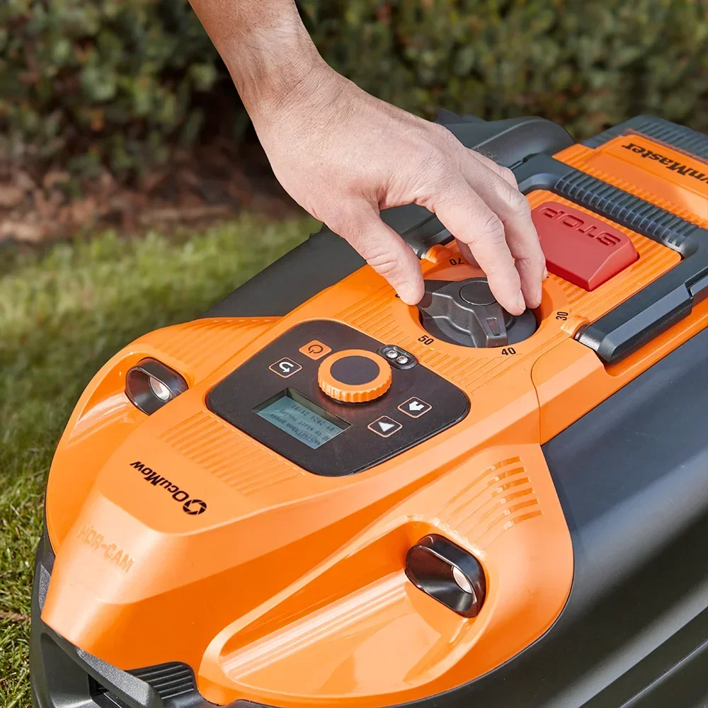 Wire-Free Robotic Lawn Mower for Gardens Up to 800m² with Optical Vision Navigation & Auto-Charging Dock